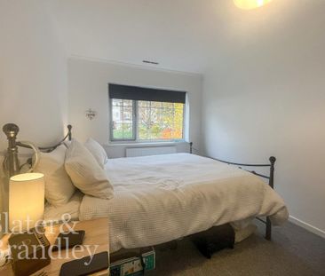 2 bedroom maisonette to rent - Photo 4