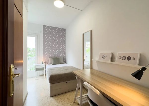 Ronda del Guinardó, Barcelona, Catalonia 08025