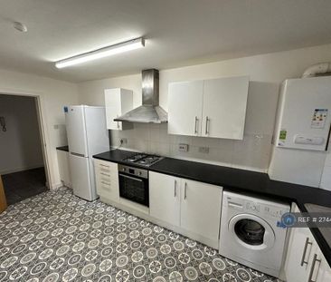 2 bedroom flat to rent - Photo 6