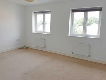 4 bedroom townhouse to rent - Photo 2