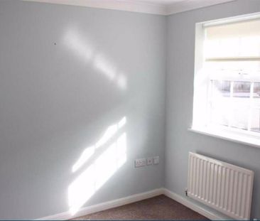 4 bedroom terraced house to rent - Photo 2