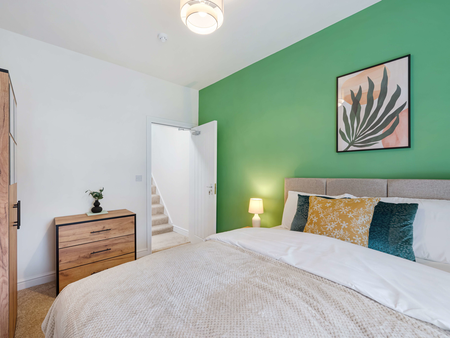 Newly Refurbished 7-Bed House Share In L13! Room 3 (Double) - Photo 3