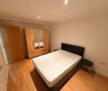 3 Bed Flat, Bromley Road, E10 - Photo 6