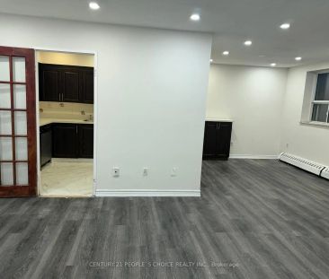 3533 Derry Road E #905 - Photo 1