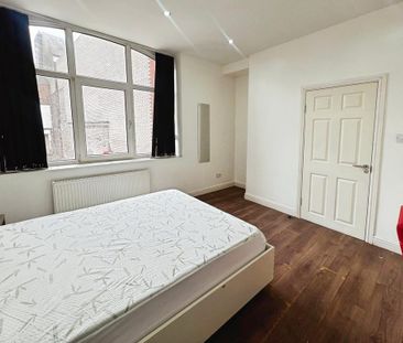 1 bedroom property to rent - Photo 2