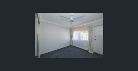 WALK TO THE WATERFRONT - Photo 4