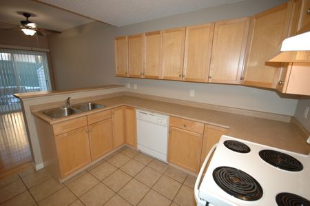Well located 2-bed / 2-Bath with garage in Sherwood Park - Photo 3
