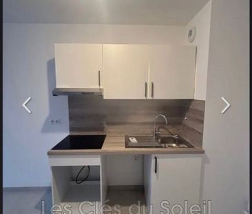 Location appartement 2 pièces 39 m² Brignoles - Photo 4