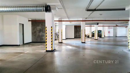 Pronájem nadstandartního bytu 3+kk s šatnou a 30 m - Photo 2