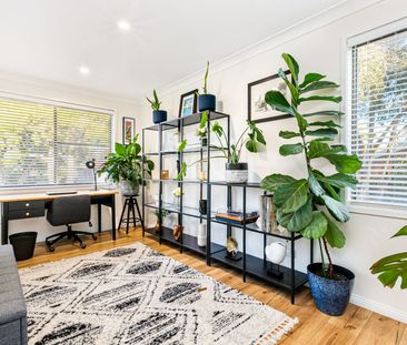 Prime Front Positioned Townhouse - Photo 3