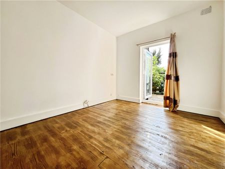 Argyle Avenue, Hounslow, TW3 2LF - Photo 2