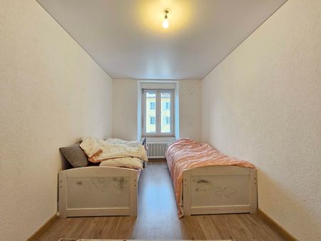 4 Zimmer, 120 m², 2. Stock - Foto 3