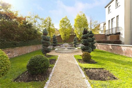 A modern two bedroom apartment in the heart of Esher town, located in the hugely popular Sandown House development. - Photo 5