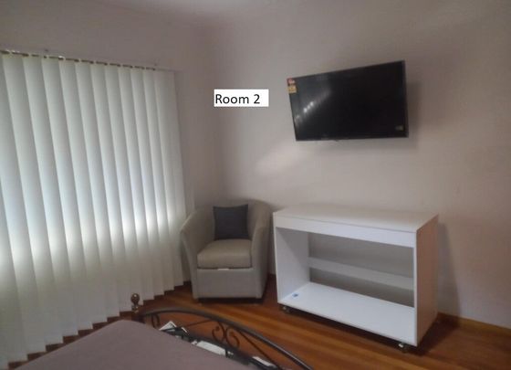 Lalor - Photo 1