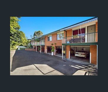 Tranquil and sun filled two bedroom apartment - Photo 6