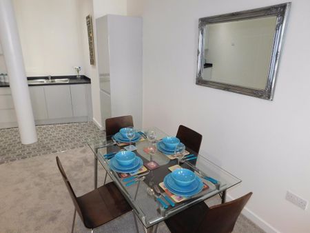 2 bedroom apartment to rent - Photo 3