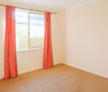 Why drive when you can walk - Photo 4