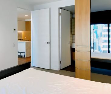 4207/442 Elizabeth Street, Melbourne - Photo 4