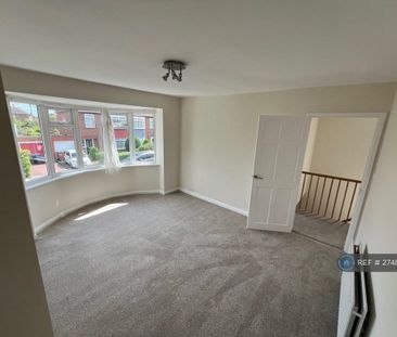 3 bedroom semi-detached house to rent - Photo 4