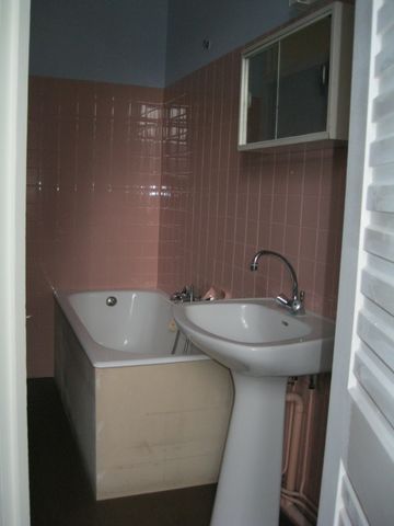 Location Appartement 2 pièces 49m² NANTES 44000 - Photo 2