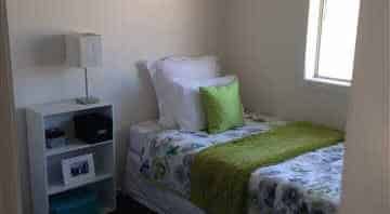 Townhouse on Cameron - Prime Location - Photo 2