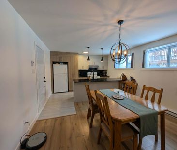 Grand bachelor 4 1/2 à louer Saint-Eustache - Photo 2