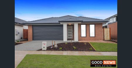 A Family Home Jewel in Wyndham Vale! - Photo 3
