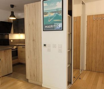 Location Appartement 2 pièces 43m² ISSY LES MOULINEAUX 92130 - Photo 2