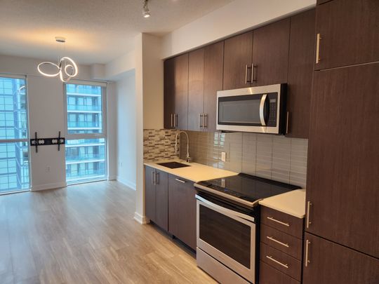 For Lease - 4055 Parkside Village Drive Unit# 2516, Mississauga, Ontario - Photo 1