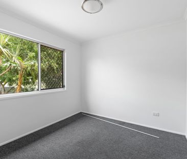 A home with space for the family! - Photo 3