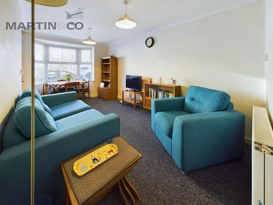 2 bedroom ground floor flat to rent - Photo 1