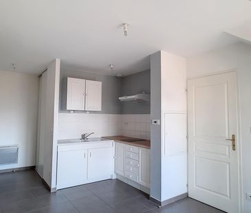 Location Appartement 2 pièces 35m² CREPY EN VALOIS 60800 - Photo 2