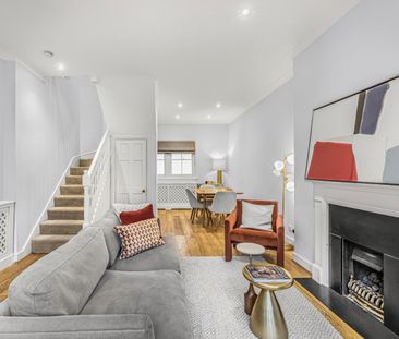 Bathurst Mews, Hyde Park, London, W2 - Photo 2