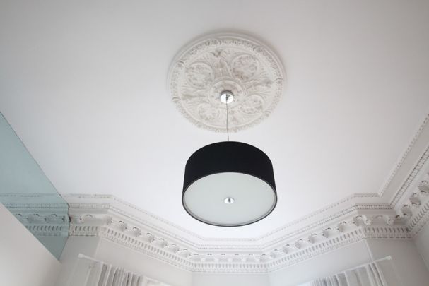 Alfred Terrace, Hillhead, Glasgow - Photo 1