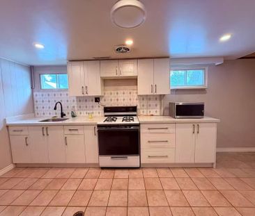 For Lease - 11 Southill Drive, Hamilton, Ontario - Photo 5