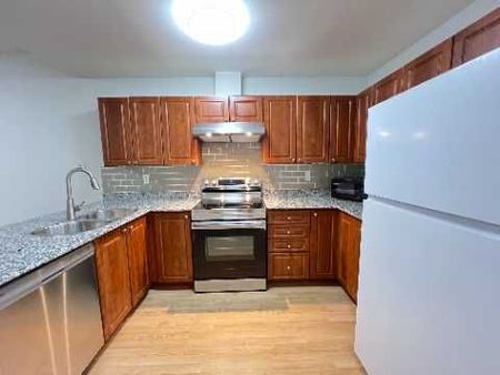 For Lease - 135 James Street Unit# 403, Hamilton, Ontario - Photo 5