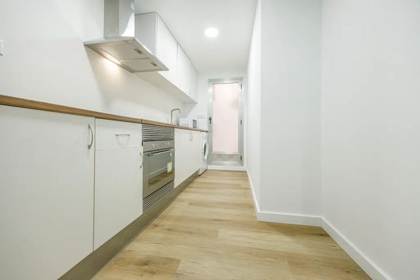 Carrer del Poeta Mas i Ros, Valencia, Valencian Community 46021 - Photo 1