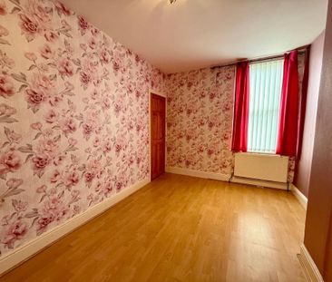 3 bedroom terraced house to rent - Photo 2