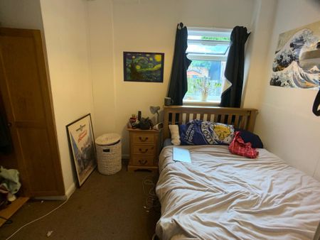 Burlington Avenue, Melrosegate - P2267 - Photo 3