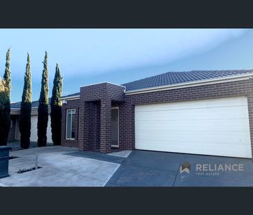 37 Larson Avenue, Tarneit, Vic 3029 - Photo 2