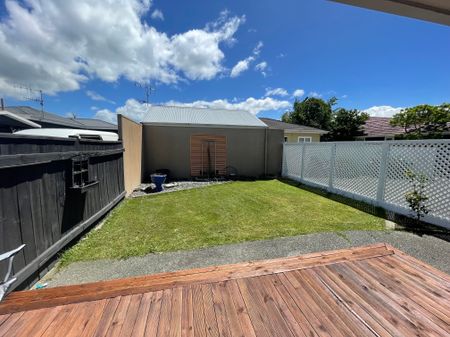 Charming 3-Bedroom Home in Onekawa - Photo 3