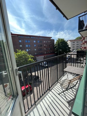 Kristinehöjdsgatan 12B - Photo 2
