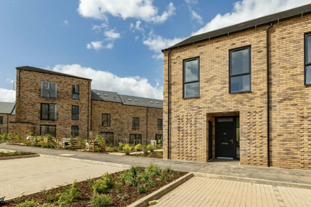 2 bedroom end of terrace house to rent - Photo 5