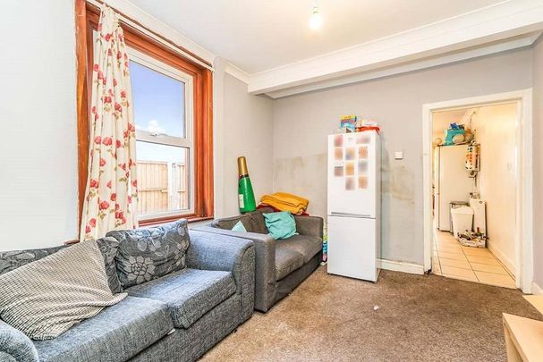 5 bedroom terraced house to rent - Photo 1