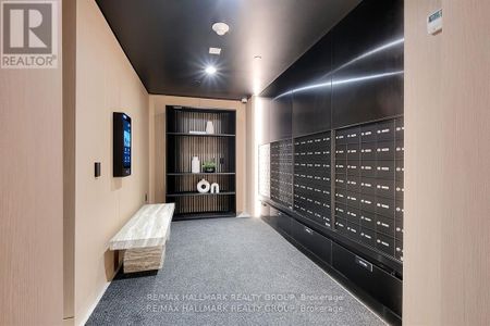 10 James st, Unit 409 - Photo 4