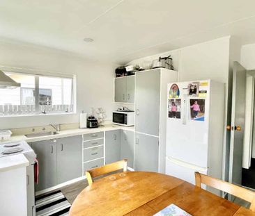 LEVIN - 3 BEDROOMS - Photo 4
