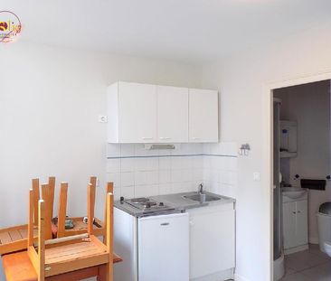 Location Appartement 1 pièce 16m² COGNAC 16100 - Photo 1