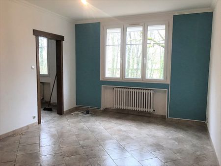 APPARTEMENT MARANGE SILVANGE - 3 pièces - 78.91 m2 - Photo 2