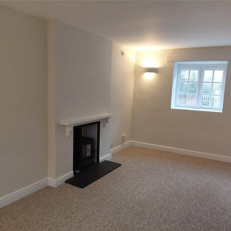 2 bedroom detached house to rent - Photo 1