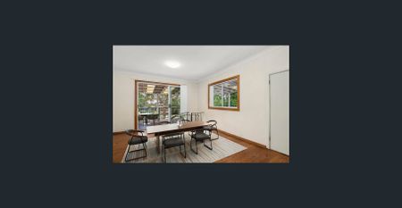 Four Bedroom Three Bathroom Family Home in Prime Putney Location - Photo 2